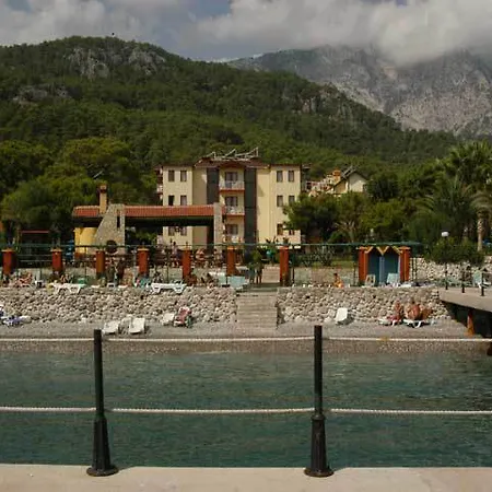 فندق Sumela Garden 3*