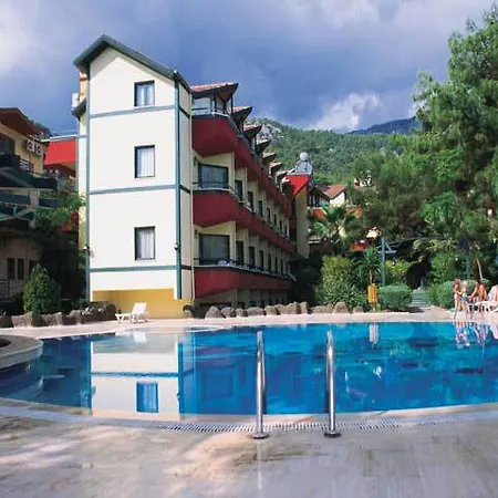 فندق Sumela Garden 3*